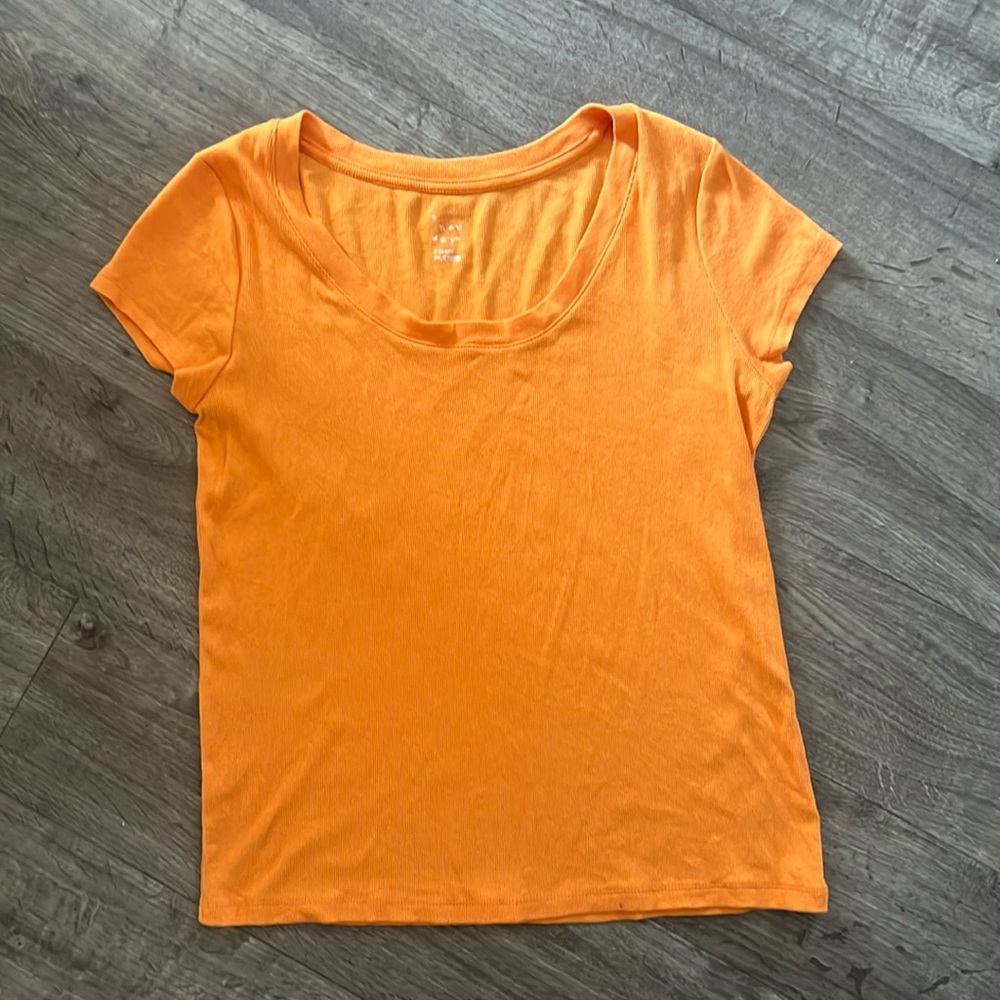 A new day short sleeve shirt. Size X-Large.